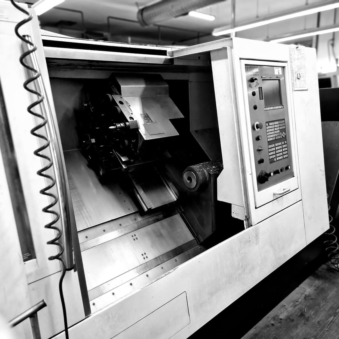 hwacheon-300